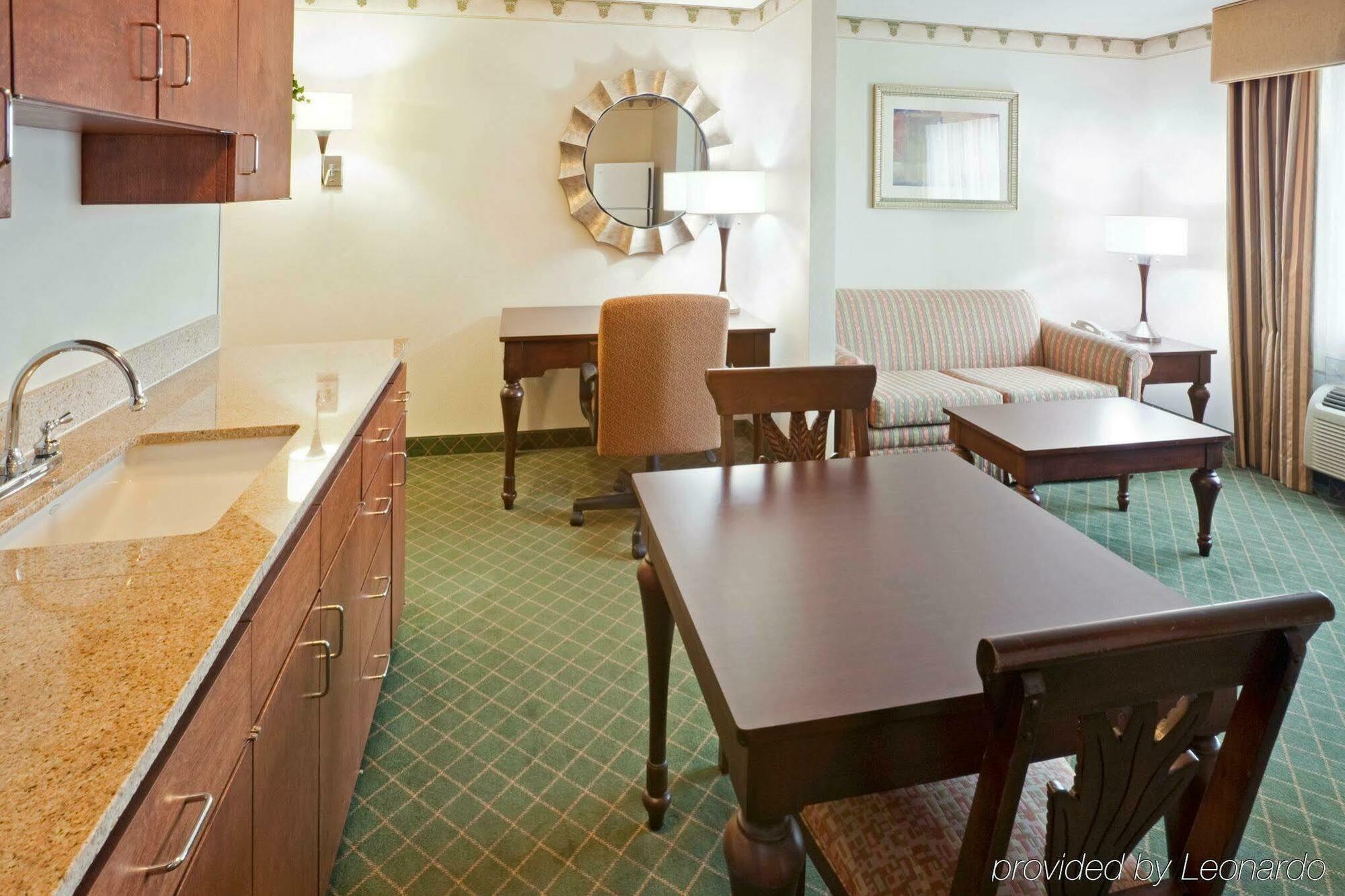 Holiday Inn Express & Suites - Pharr By Ihg Exteriör bild